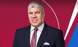 شوبير: “مفيش دوري فى العالم يدار بالتليفون.. وإيقاف محمود علاء باطل”