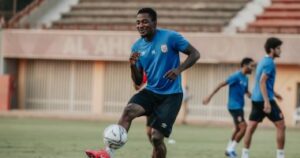 أجايي يشارك فى مران الأهلي الجماعي بعد التعافي من إصابة الوتر الوحشى